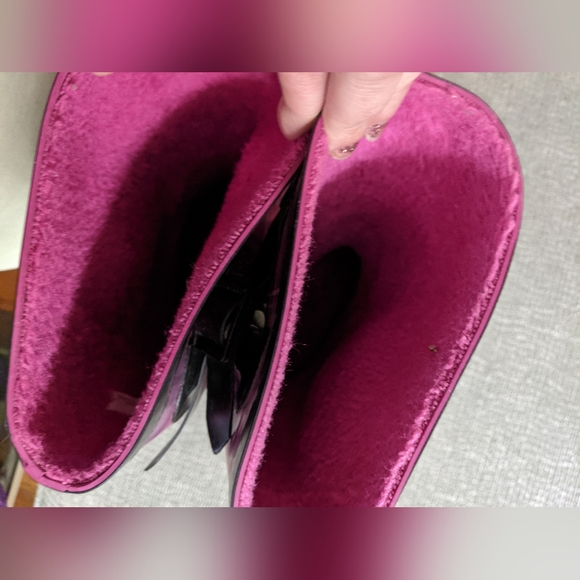 Pink and black plaid rain boats - Picture 2 of 4